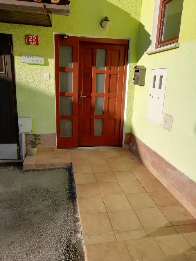 Apartmaji Karbic Postojna Εξωτερικό φωτογραφία