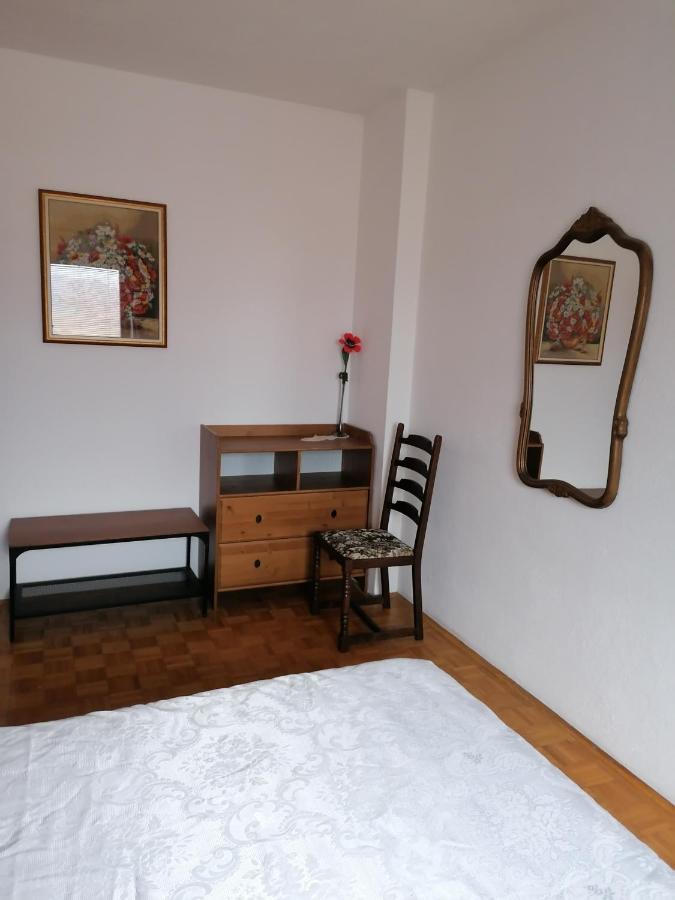 Apartmaji Karbic Postojna Εξωτερικό φωτογραφία